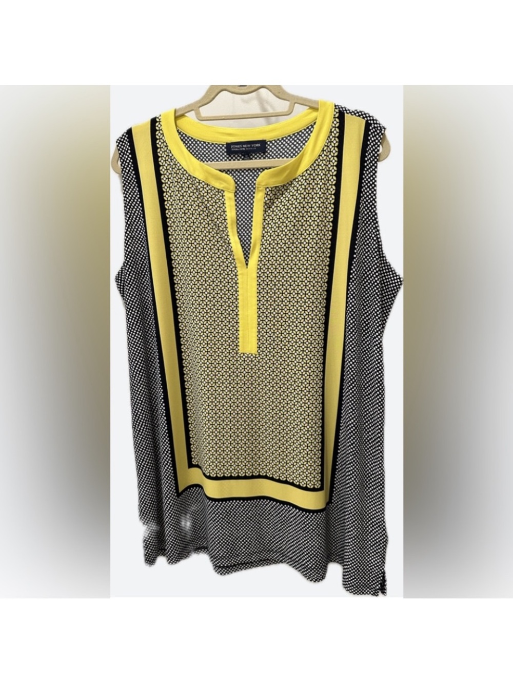 Jones New York Signature Ladies Sleeveless Blouse Yellow Blue